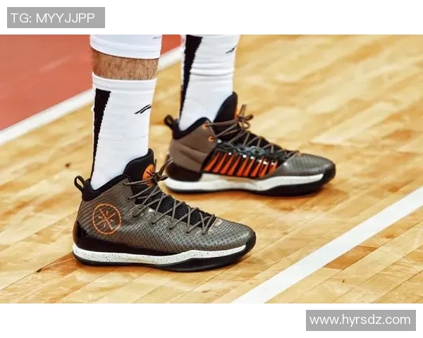 足球明星隐形眼镜助力运动表现提升时尚潮流引领新风尚 足球明星隐形眼镜助力运动表现提升时尚潮流引领新风尚